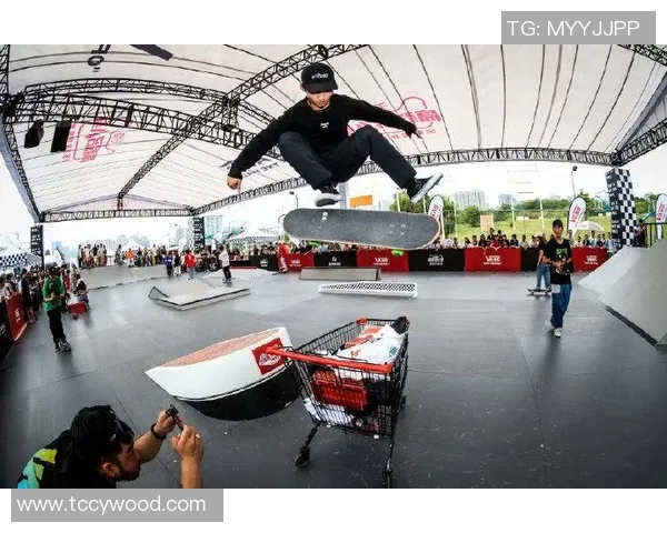 成都滑板队荣获全国滑板比赛经验排行榜第二名的辉煌成就